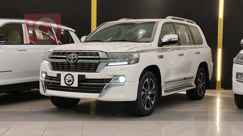 تويوتا لاندكروزر